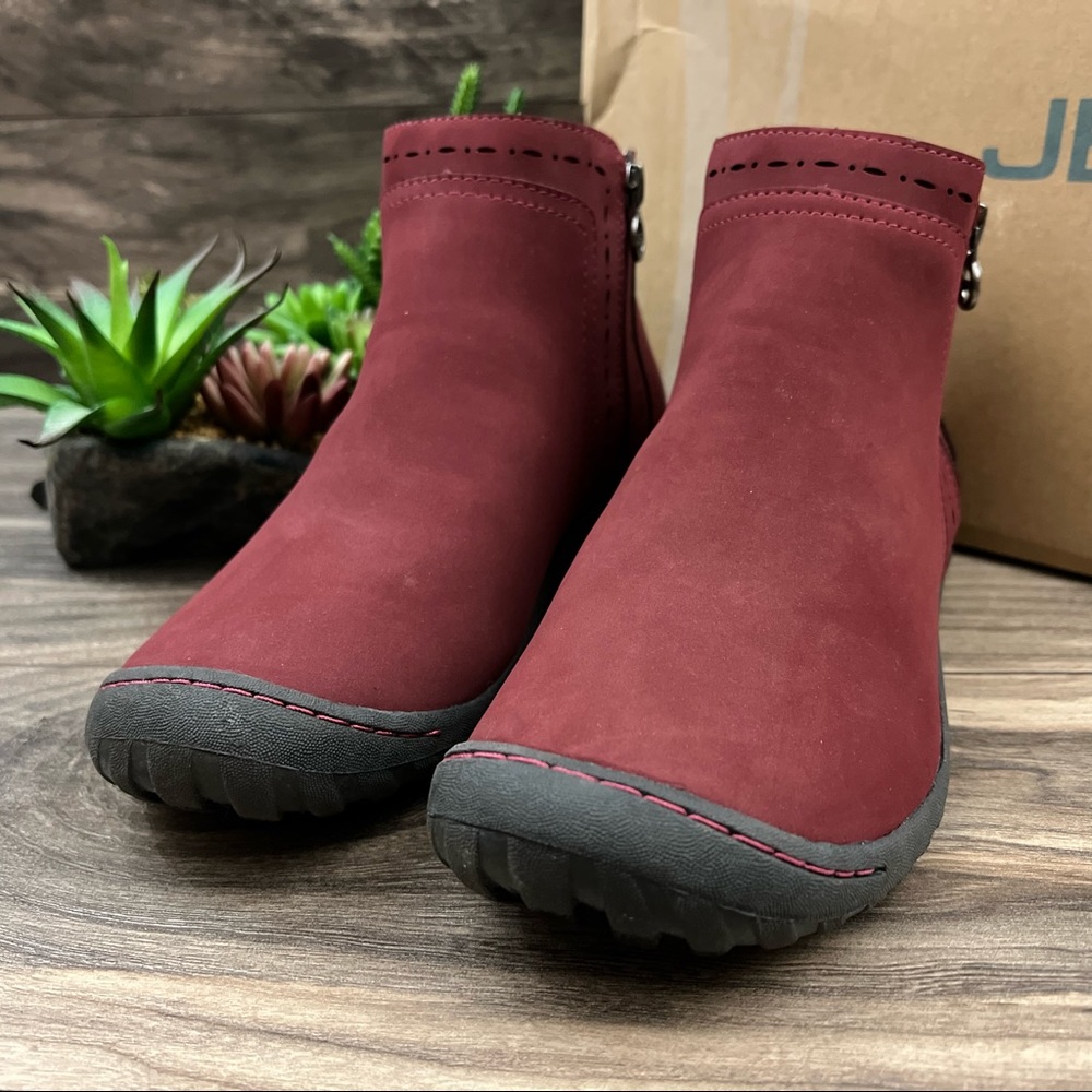 NEW JBU by Jambu Juno Ankle Bootie Boots Red 9M 40 - Picture 3 of 12
